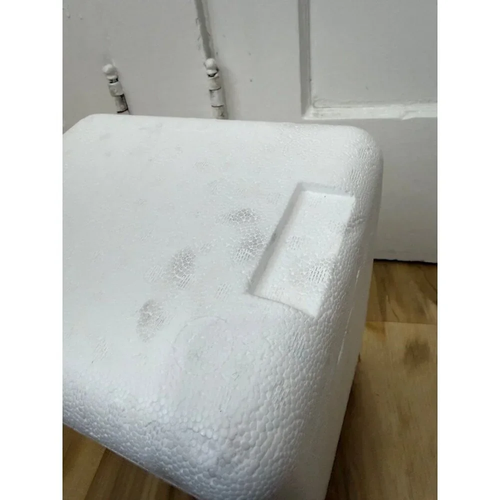 Small White Styrofoam Insulated Cooler Box with Lid